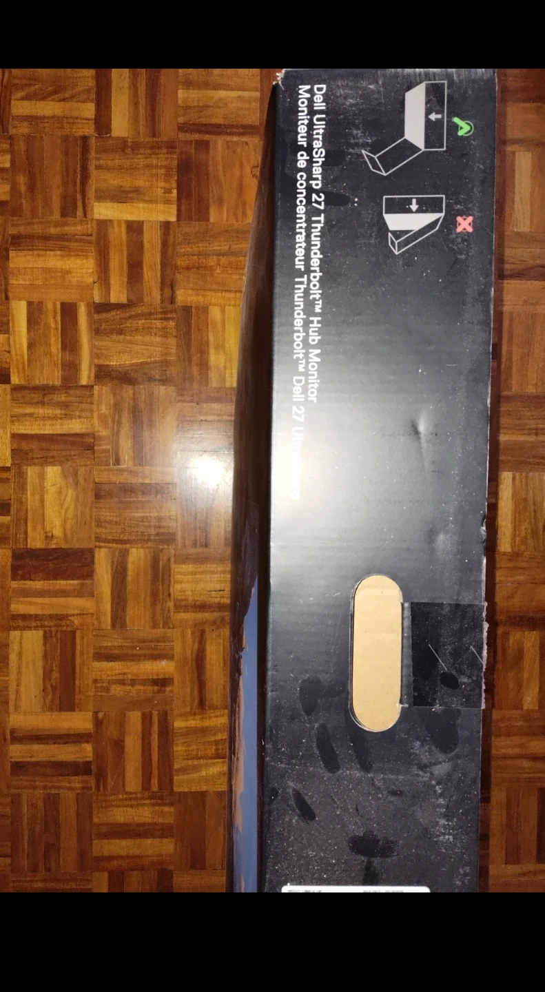 Dell UltraSharp 27 Thunderbolt Hub Monitor - photo 2