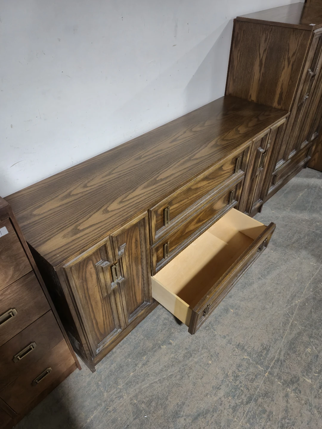 Vintage Mid-Century Sideboard / Credenza - photo 4