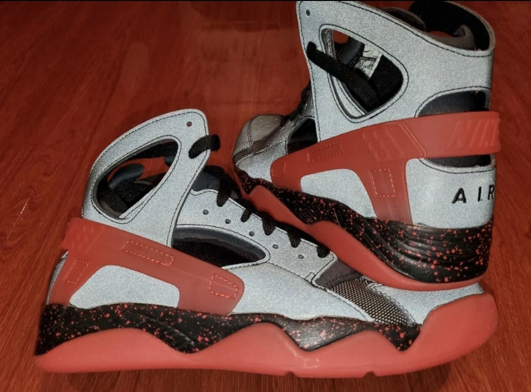 DS 2014 huarache love hate black prm qs sz 8 - photo 2