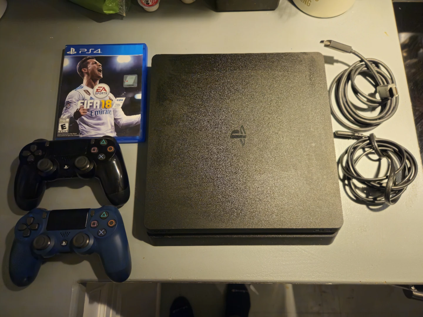 Playstation 4 Slim with 2 Controllers and FIFA 18