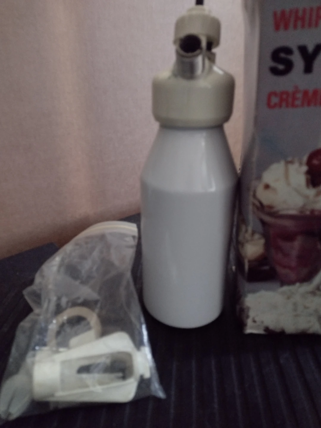 Whipped Cream Syphon - photo 4