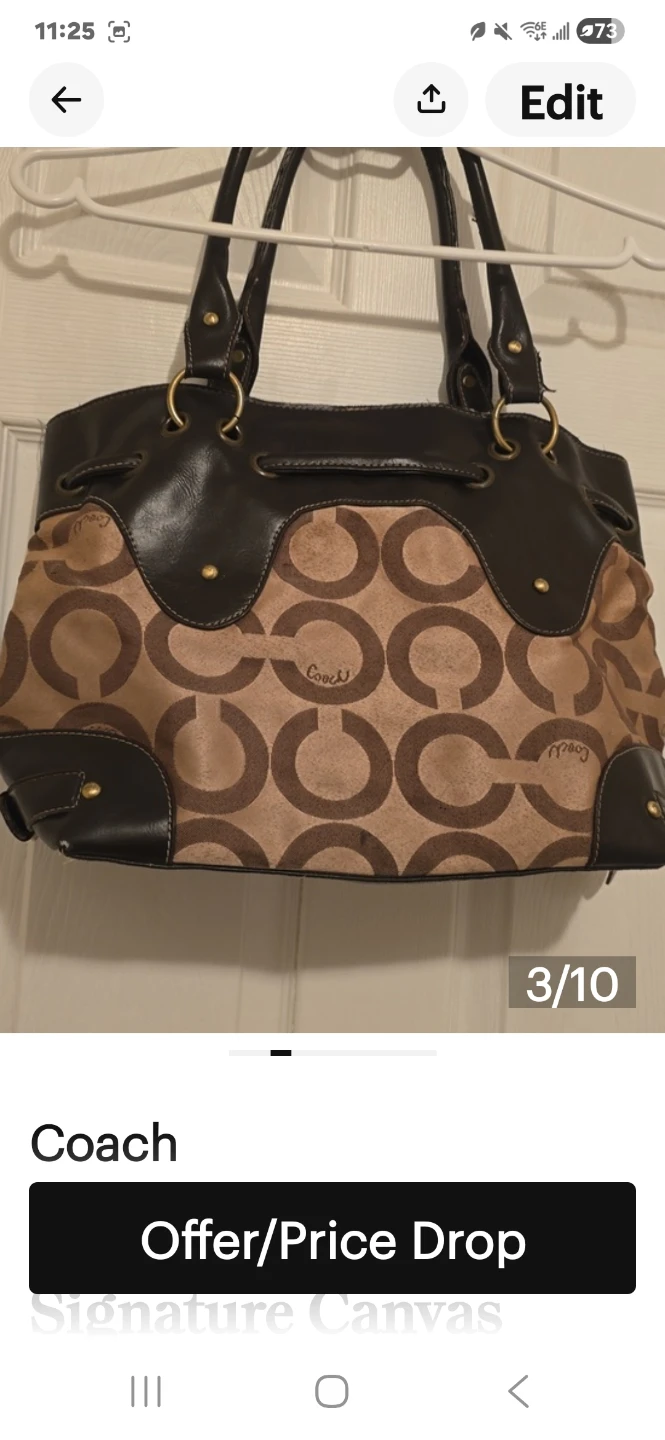 Coach Signature Canvas Shoulder Bag - photo 3