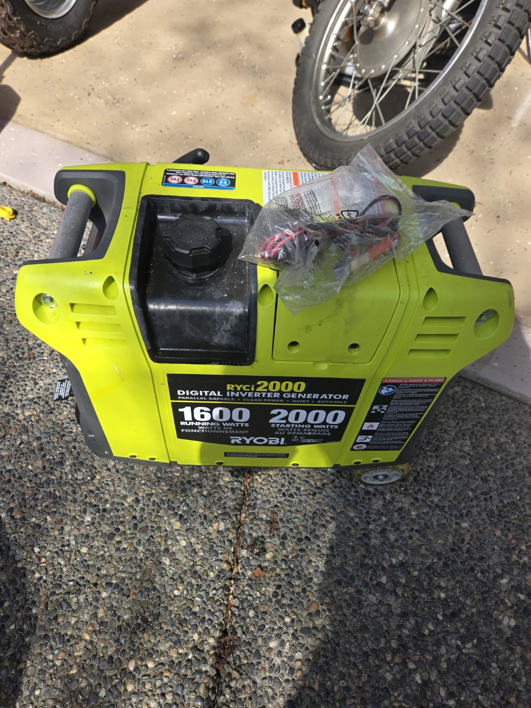 Ryobi RYGI2000 Digital Inverter Generator - 1600 Running Watts - photo 3