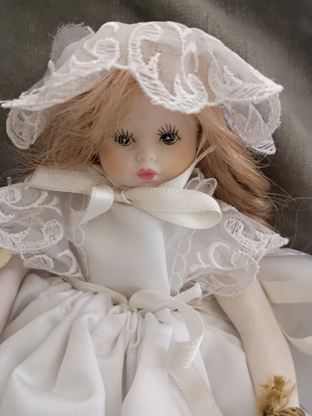 Girardi Mariano Handmade Porcelain Bride Doll - photo 2