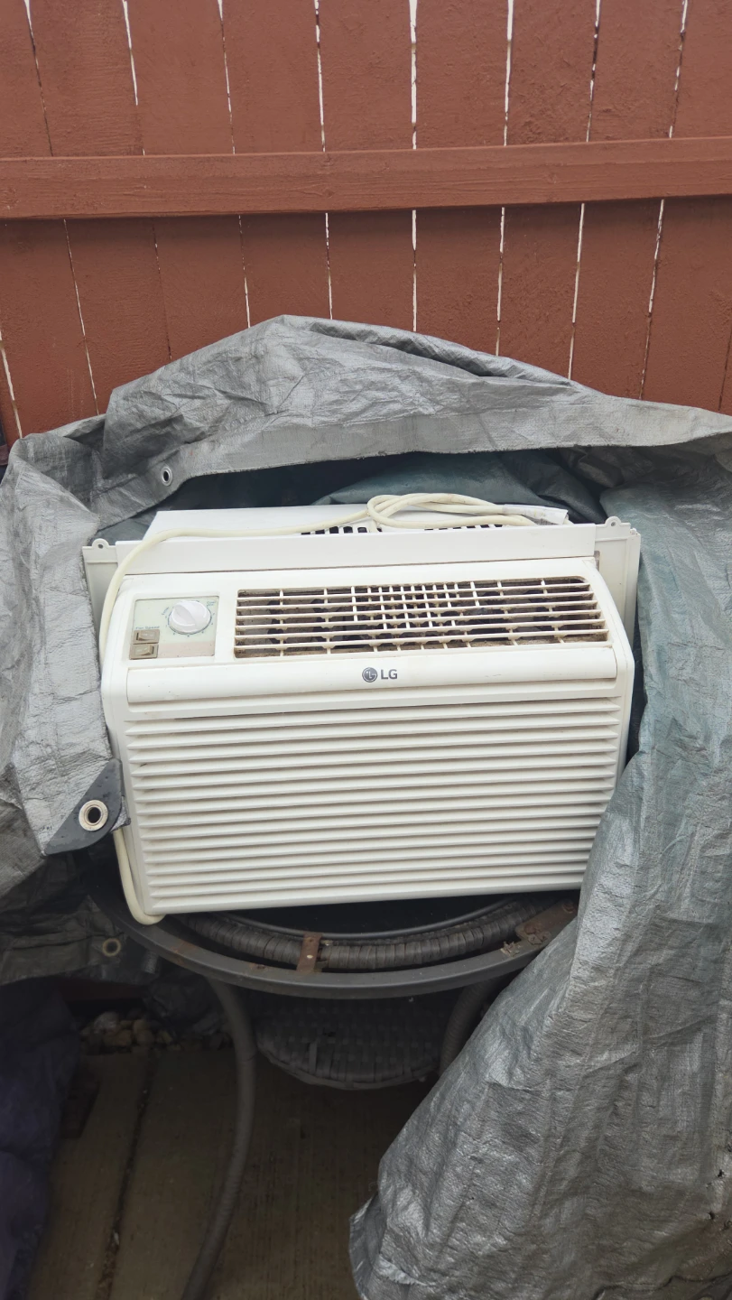 LG Window Air Conditioner - photo 5