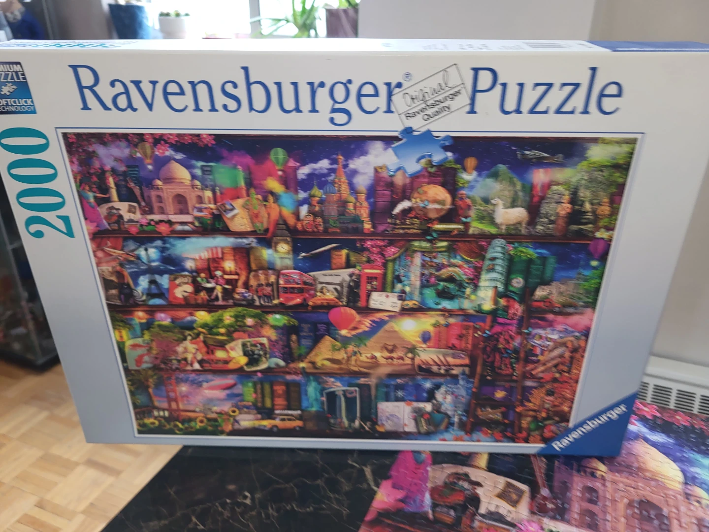 Ravensburger 2000 Piece "World Showcase" Puzzle