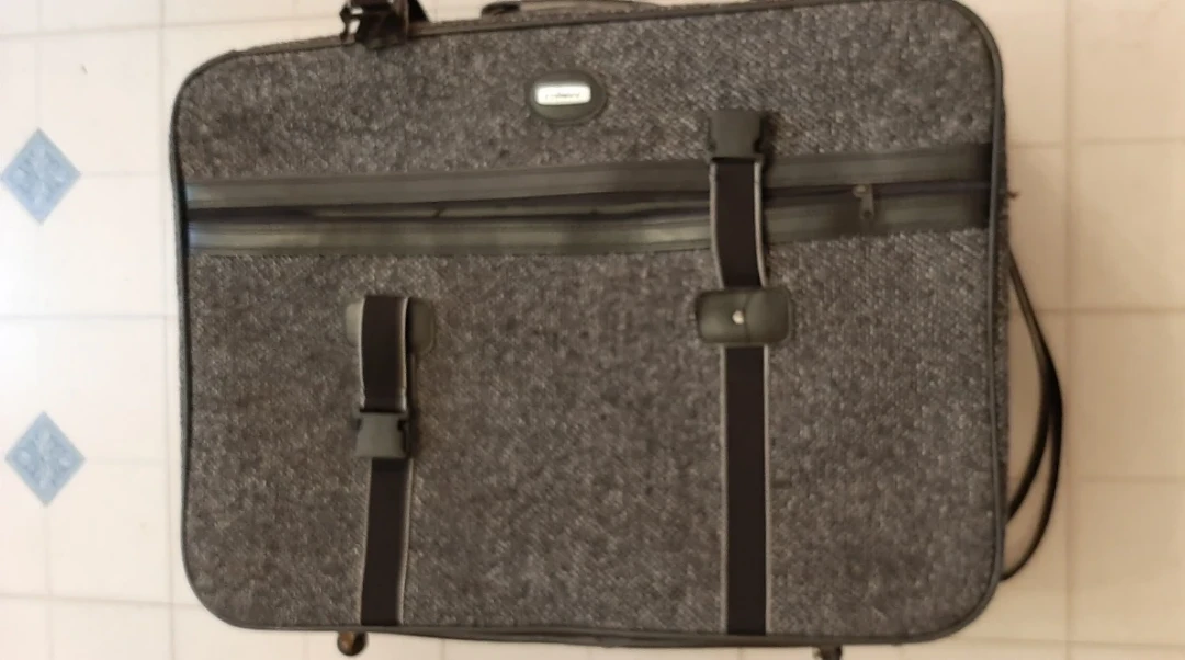 EDIMAX Suitcase
