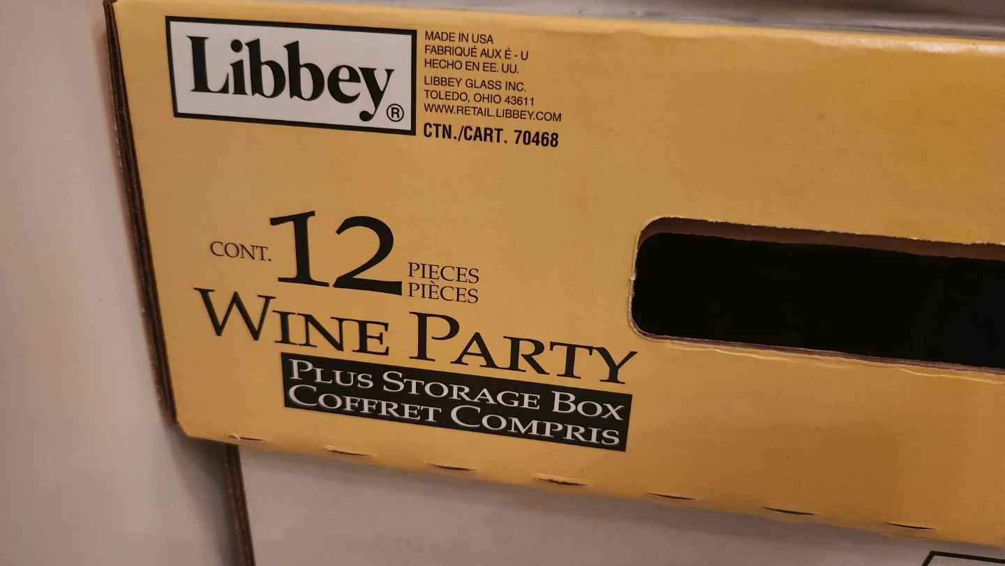 (24 glasses) Wine Party Glasses w Storage Box - photo 4