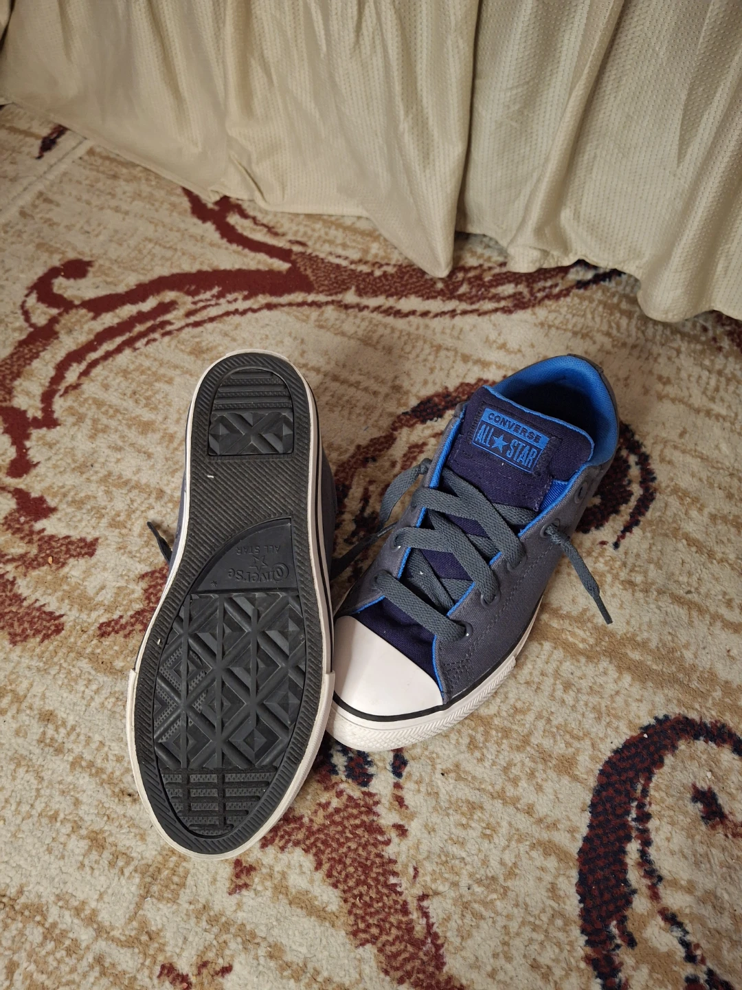 Converse All Star Junior Shoes - Size 3 - photo 4