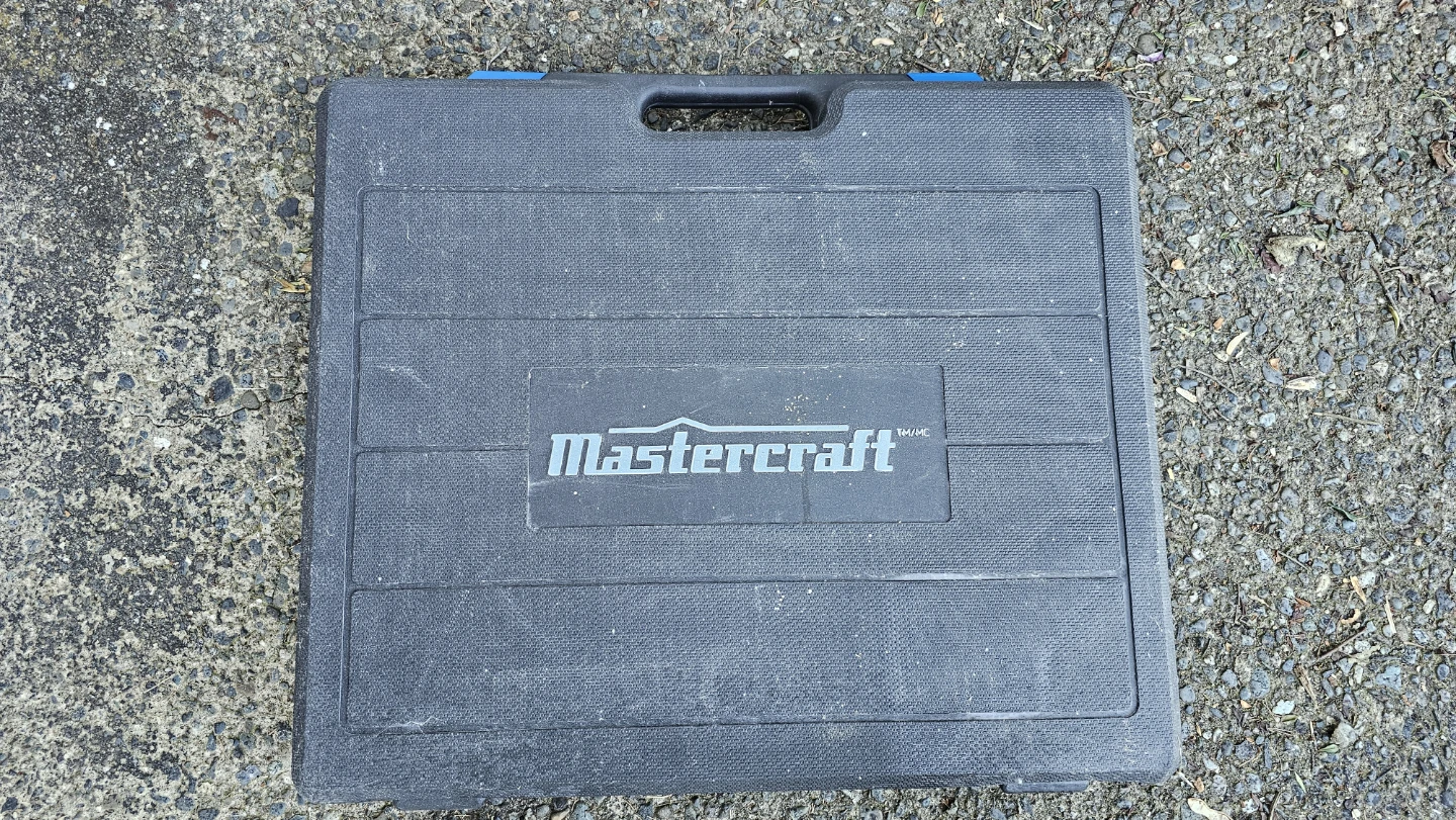Mastercraft Air-Powered 3-in-1 Flooring Nailer