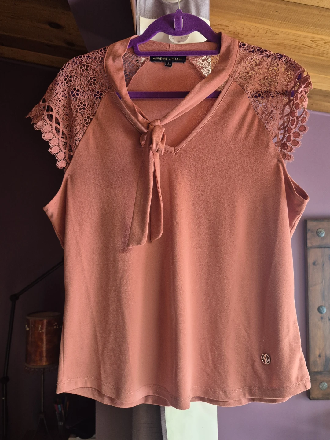 Adrienne Vittadini Women's Rose Lace Sleeve Top Size L
