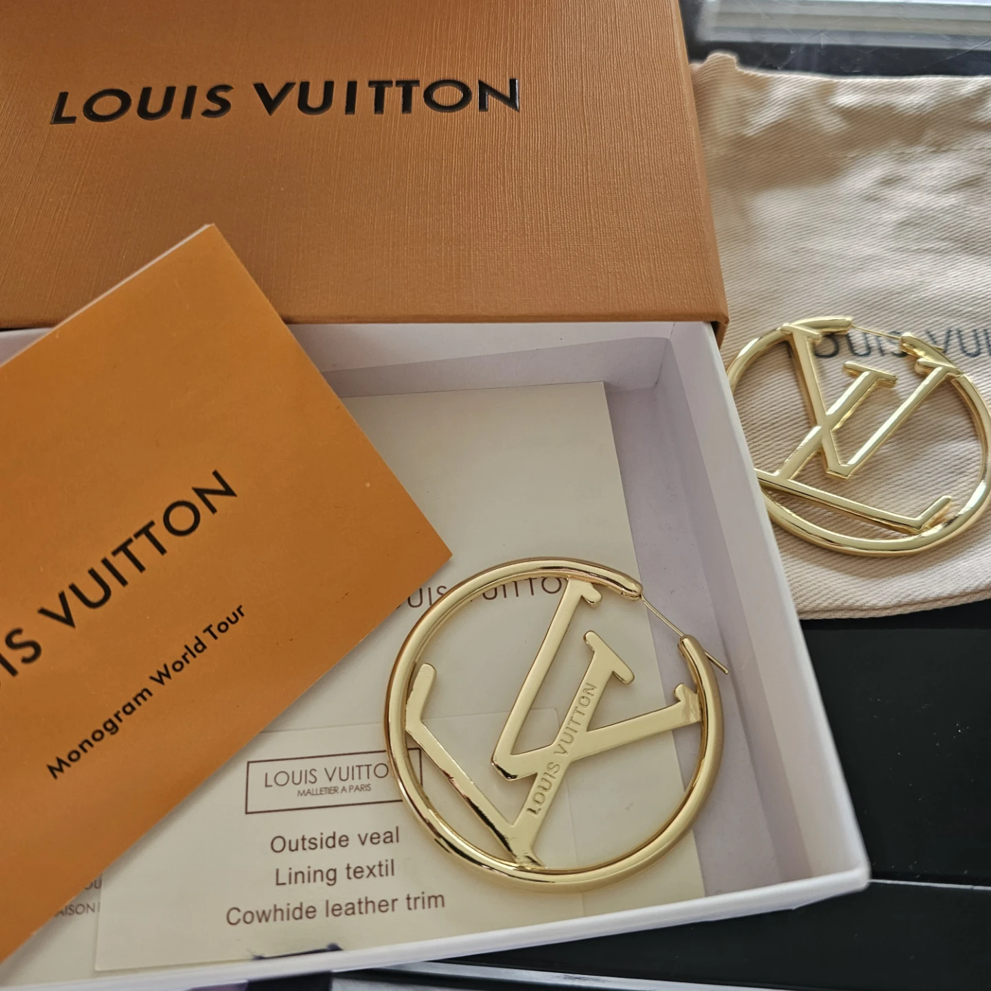 Louis Vuitton Monogram World Tour Hoop Earrings - photo 2