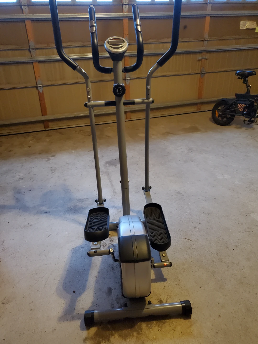 Sunny Health & Fitness Elliptical - photo 2