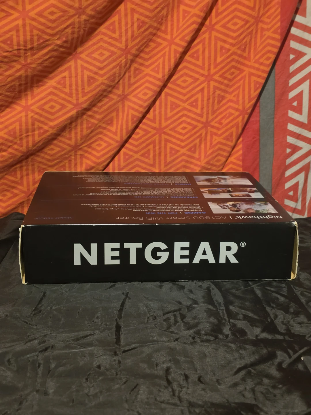 Netgear Nighthawk AC1900 Smart WiFi Router R6900P - photo 2