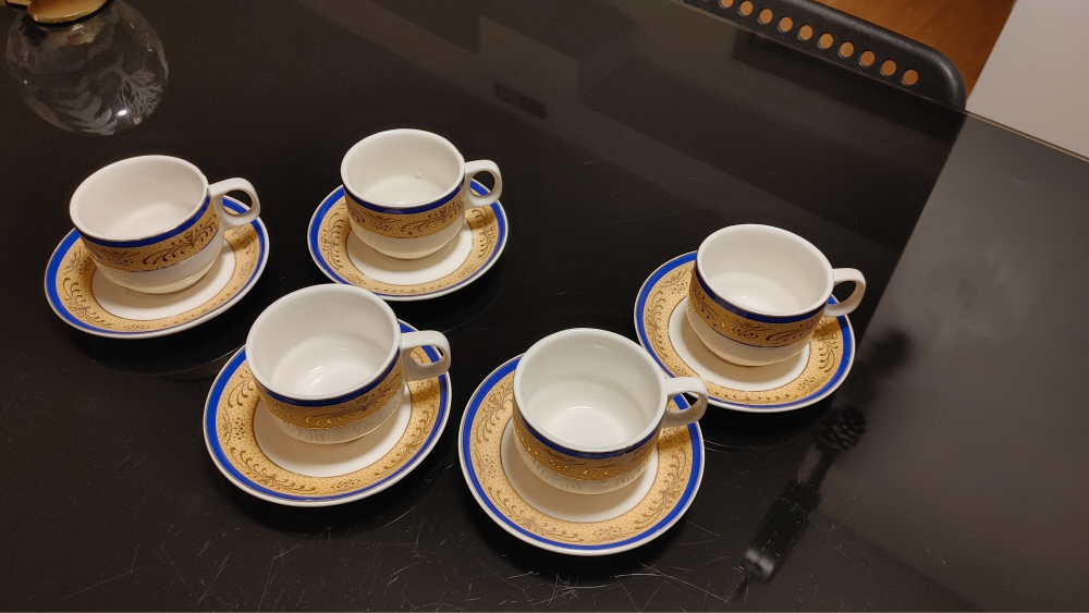 Set of 5 Espresso Cups and Saucers