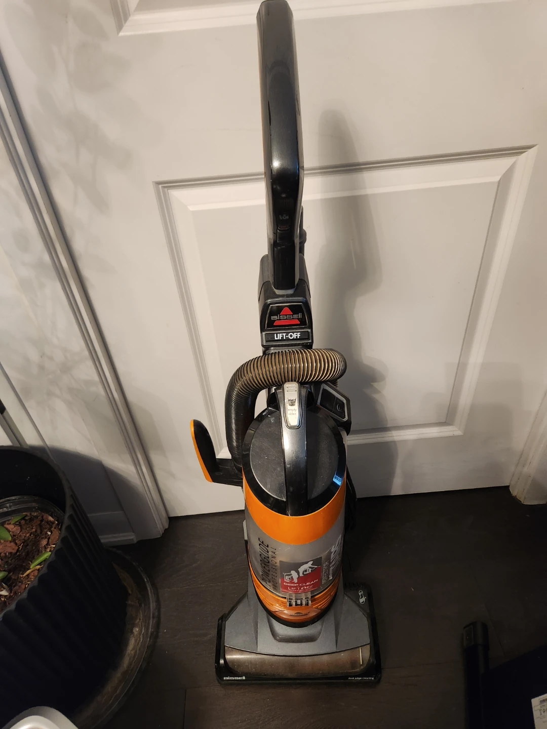 Bissell PowerGlide Lift-Off Vacuum Cleaner