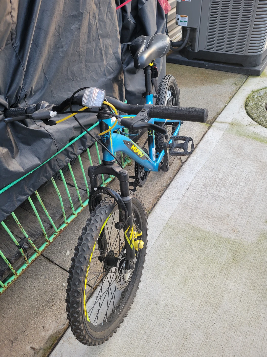 Huffy Nighthawk 20-Inch Boys Bike - photo 5