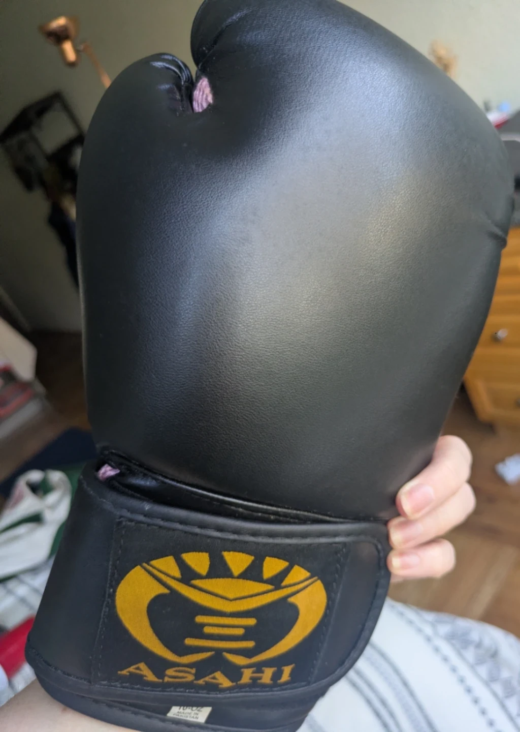 10 oz Asahi Boxing Gloves - photo 4
