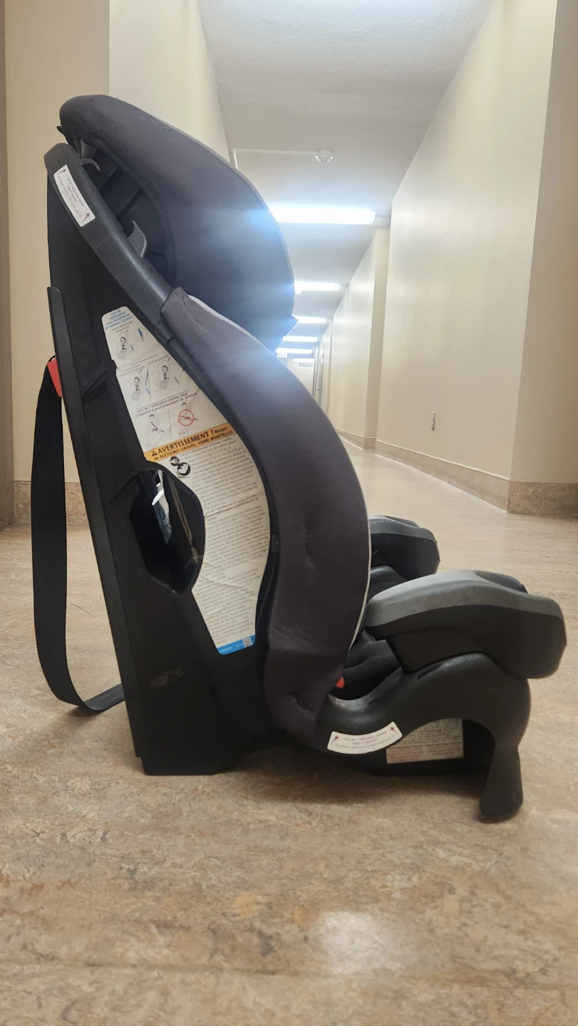 Evenflo Car Seat - photo 2