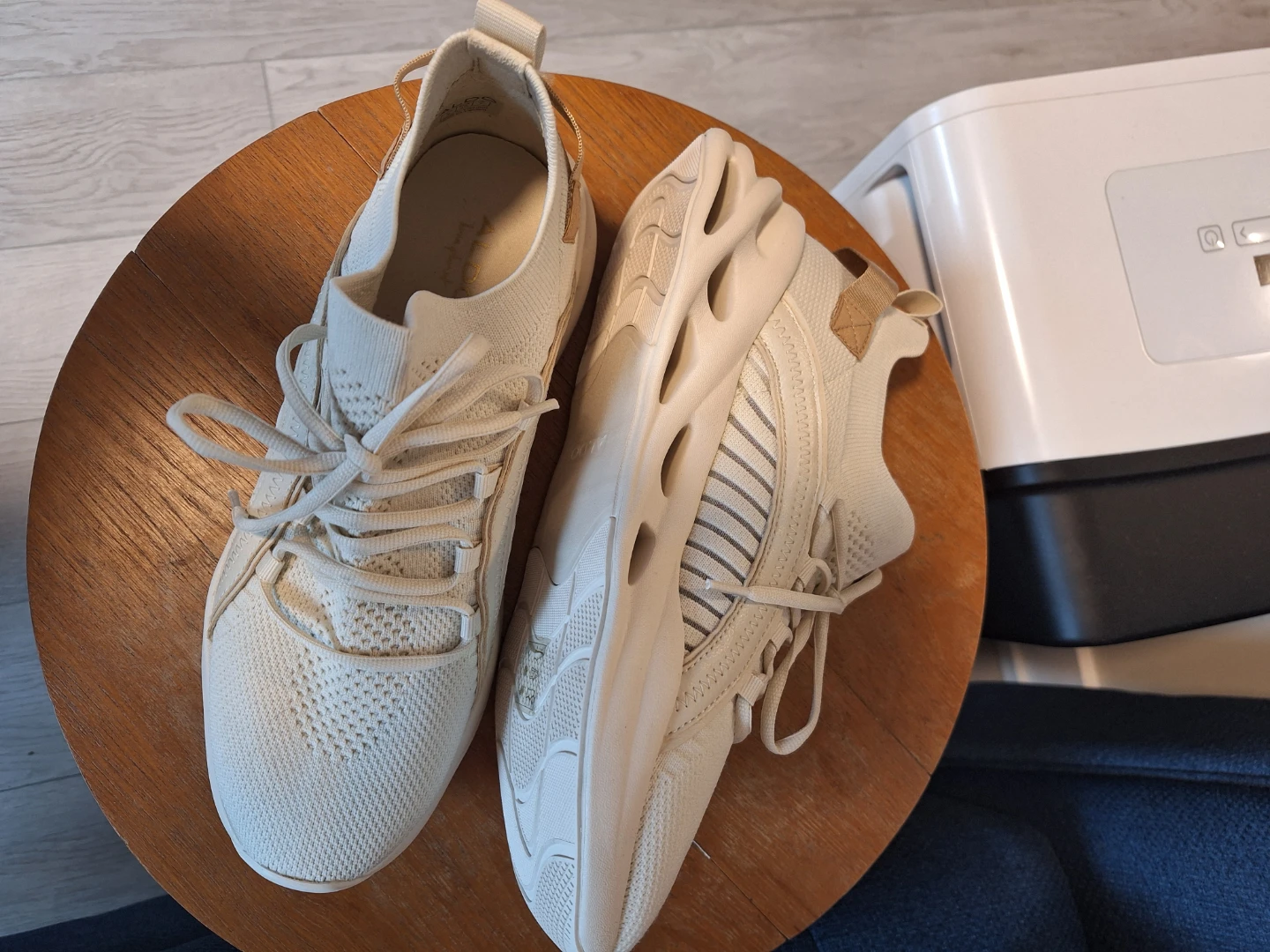Brand New: ALDO Women's Motionxx Sneakers - photo 2