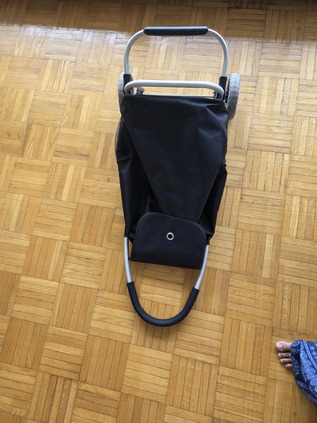 Black Shopping Cart - photo 2