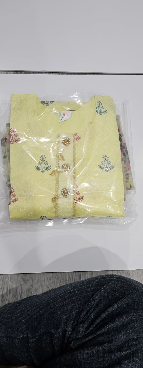 Fashion Embroidered 3 piece or 2 pieces siut