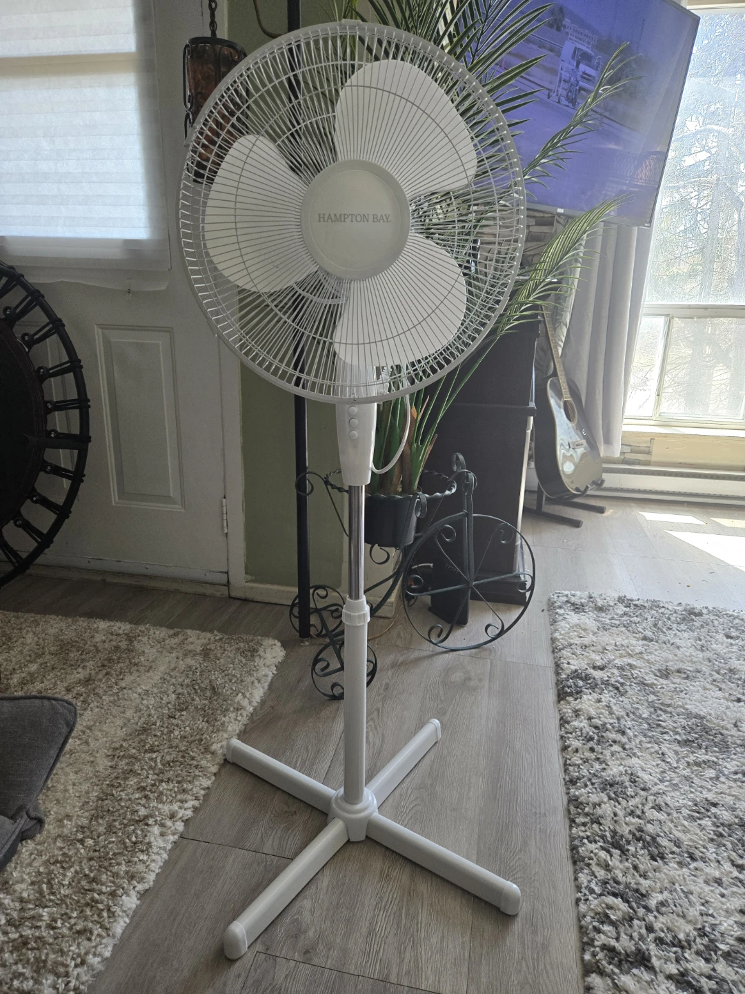 Hampton Bay White Pedestal Fan