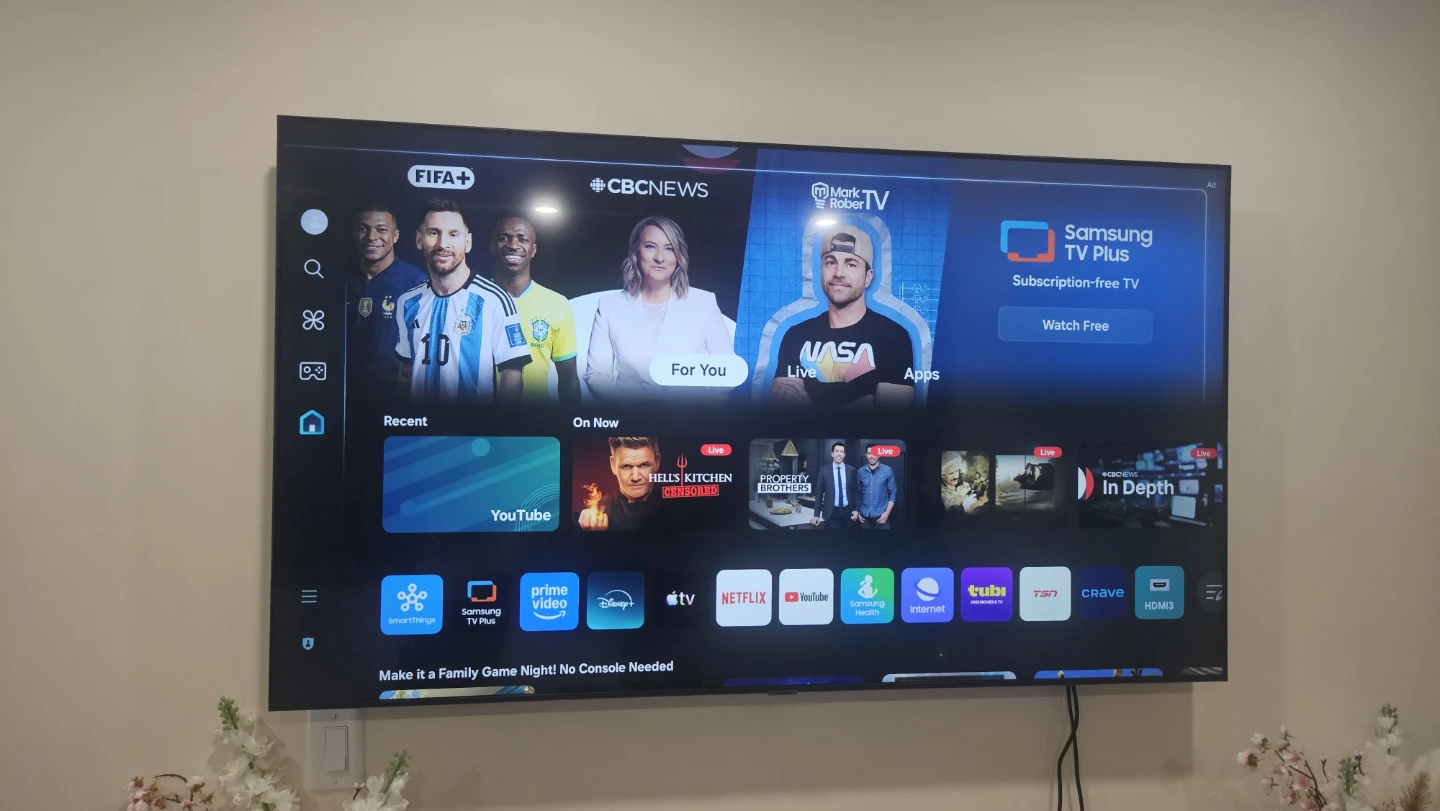 Samsung 65” Smart TV – Excellent Condition - photo 2