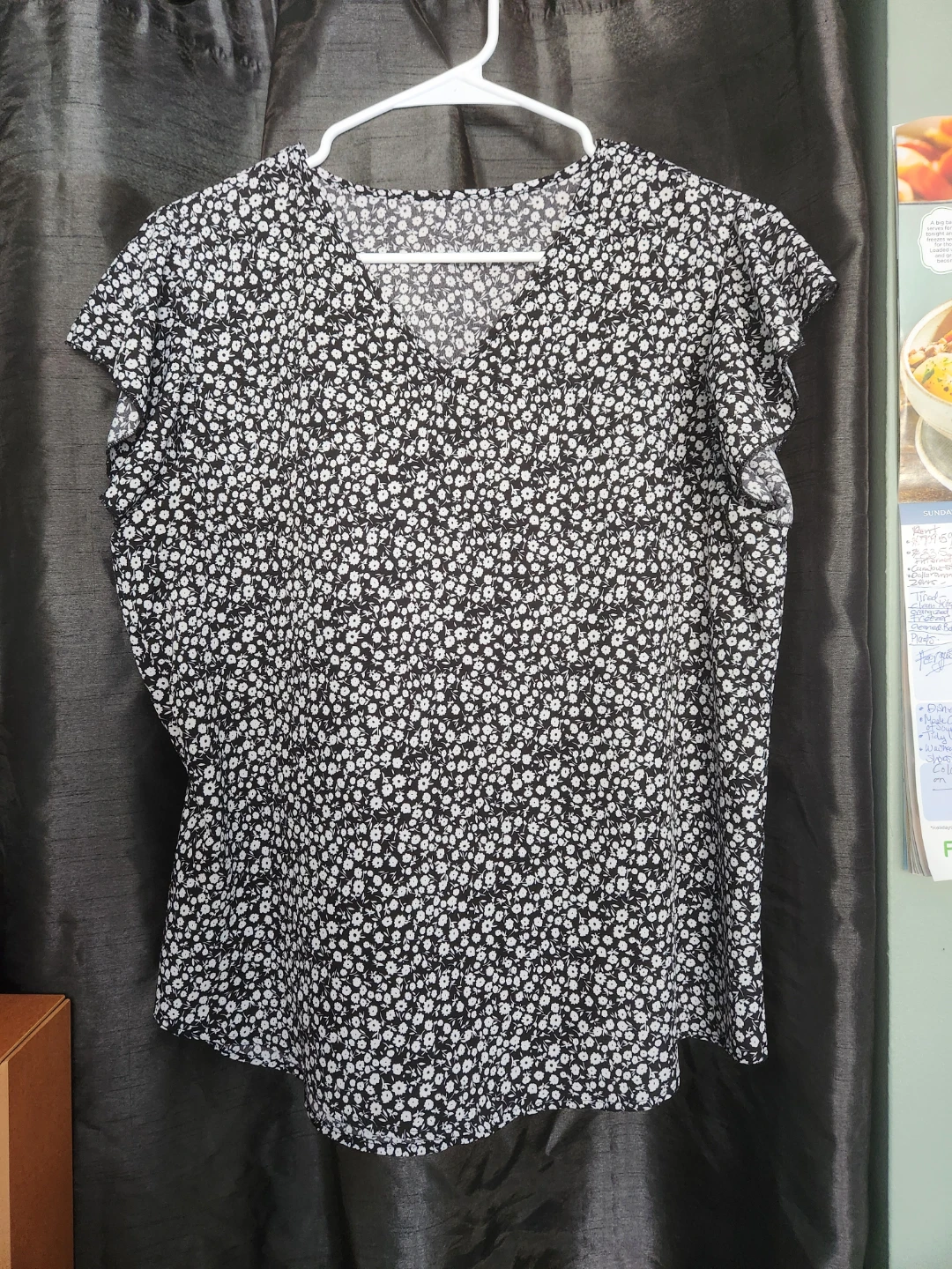 Women's Black & White Print Top - photo 4