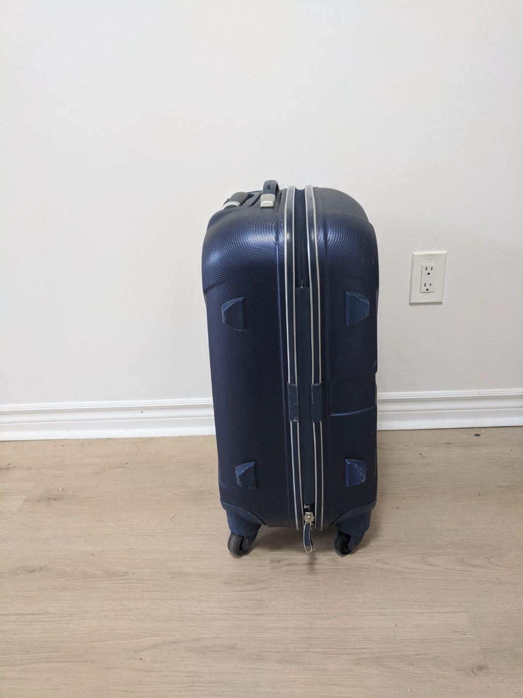 Navy Blue Hardside Spinner Luggage - photo 2