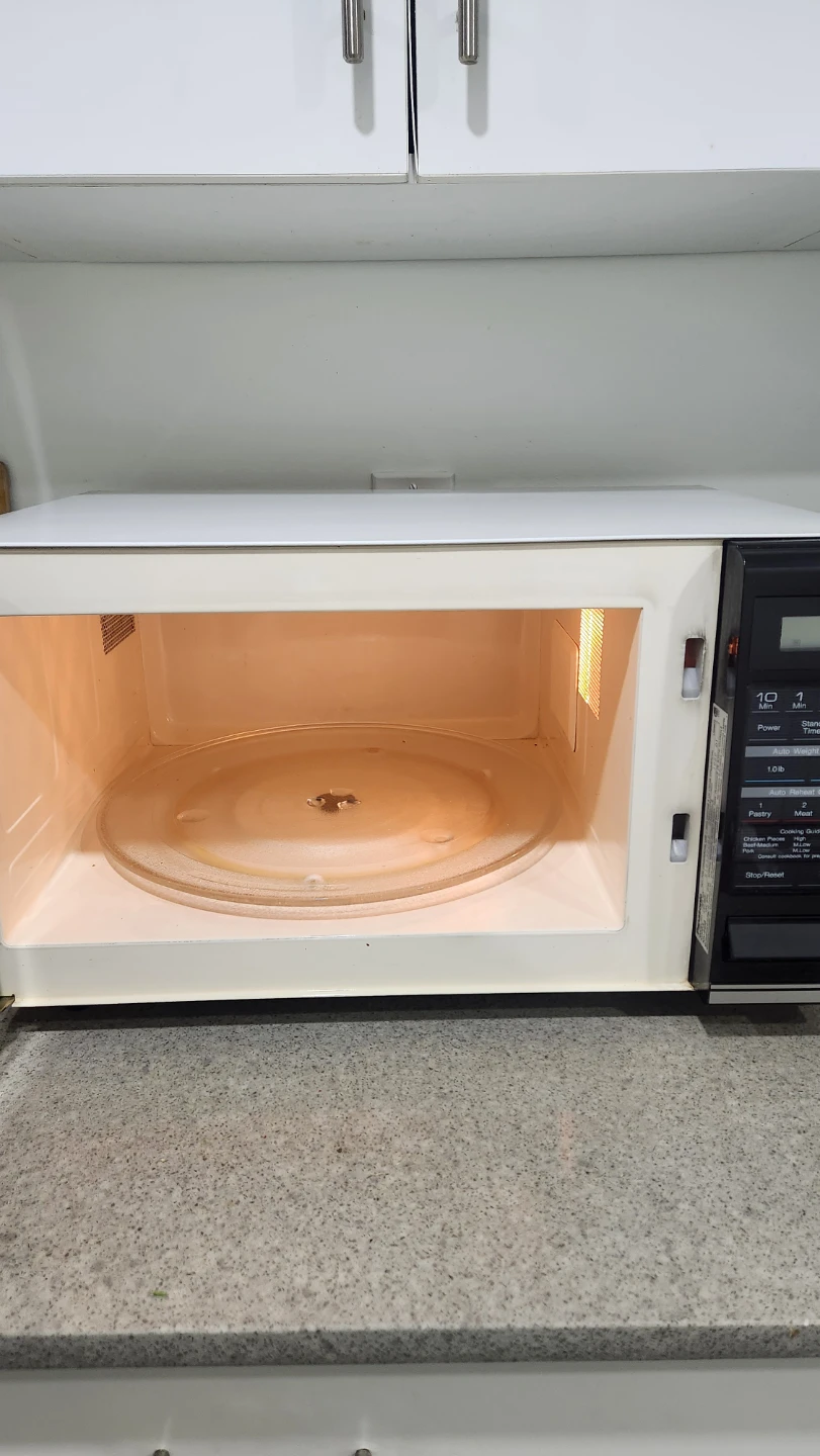 Panasonic microwave oven with - photo 2
