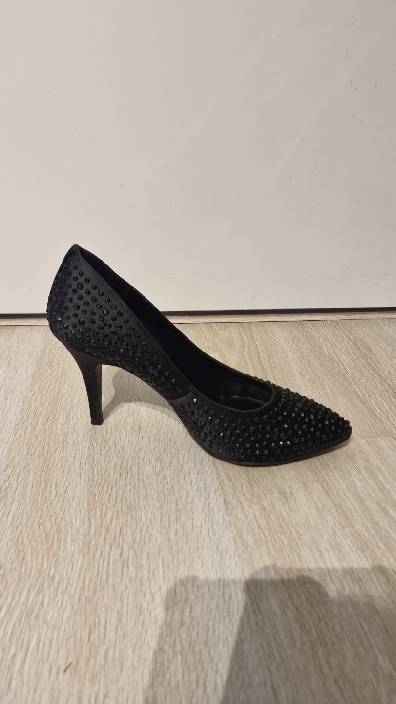 Le Château Black Embellished Heels - Size 8