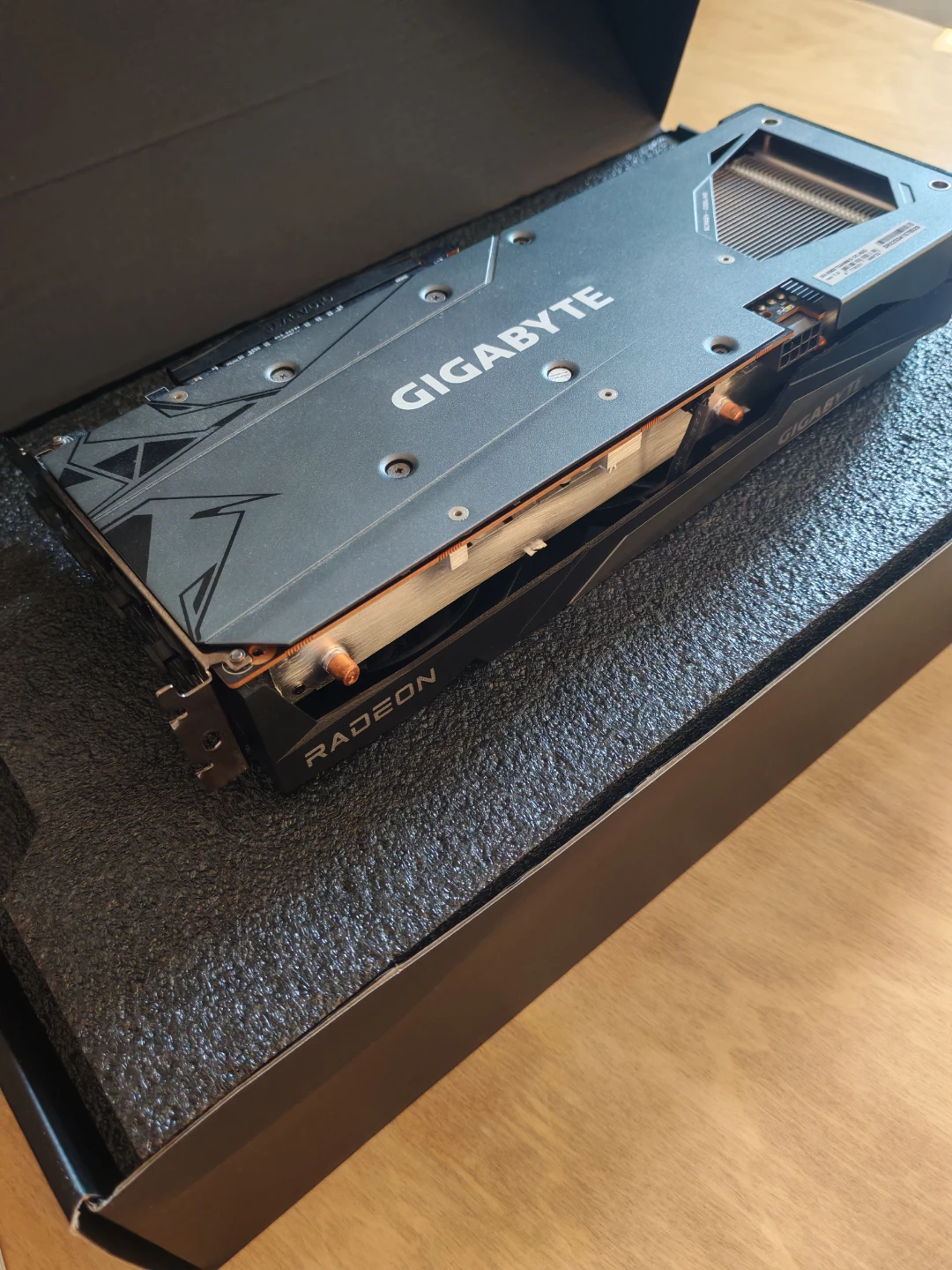 Gigabyte Rodeon RX 6600XT 8GB GPU + Deepcool PL650D Power Supply - photo 3