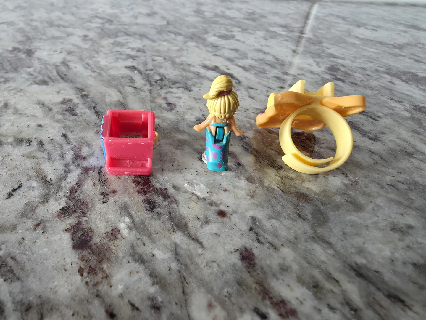 1993 Polly Pocket Tanning Time Ring - photo 5
