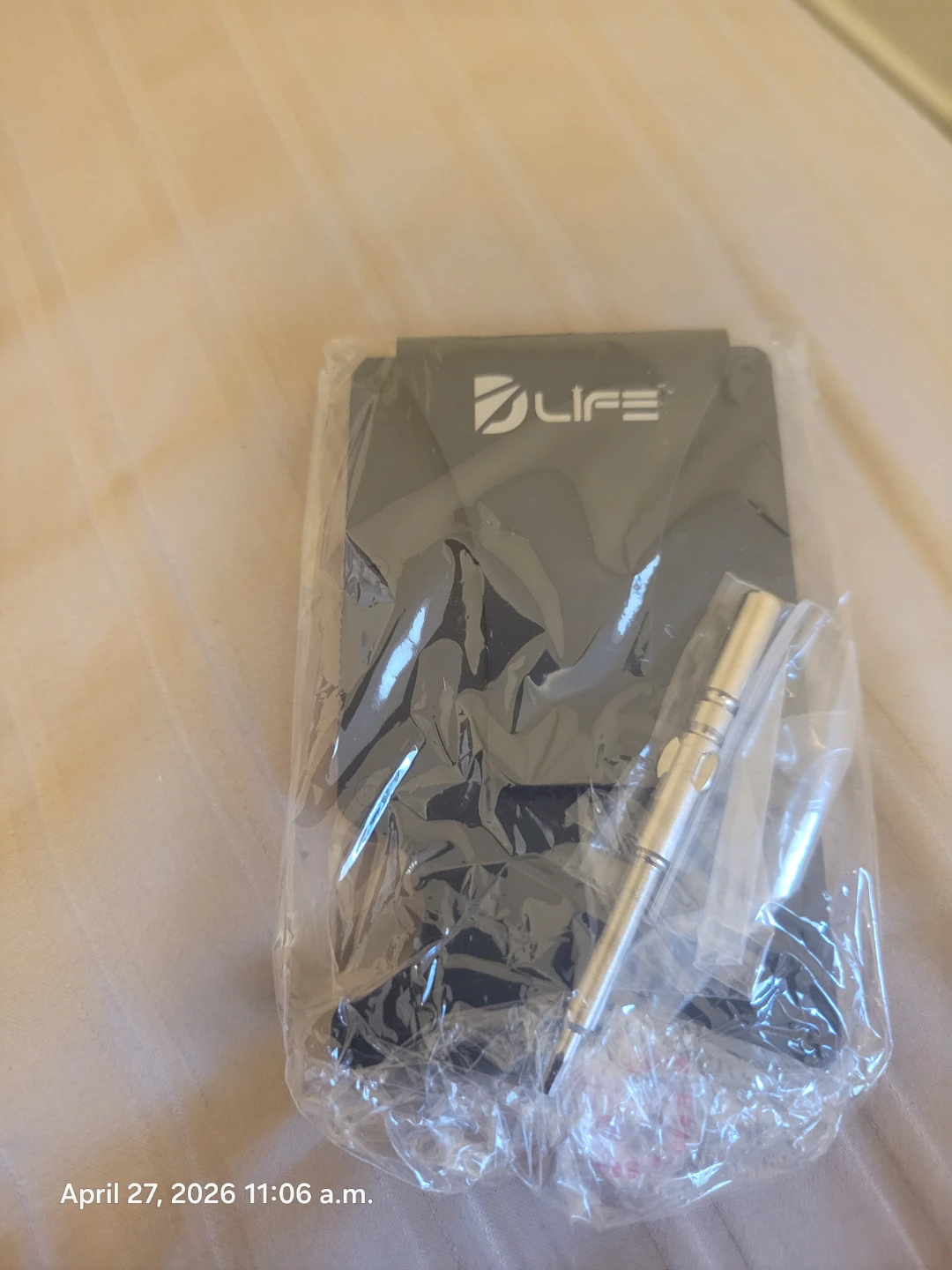 LIFE Credit/Debit  card & Bills holder - photo 2