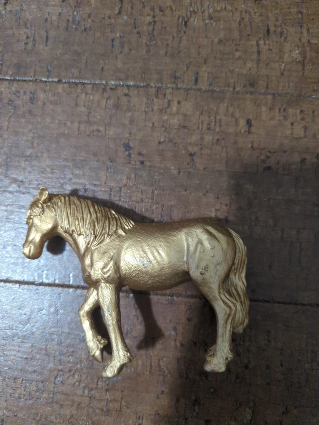 Gold Horse Figurines (Lot of 16) - photo 3