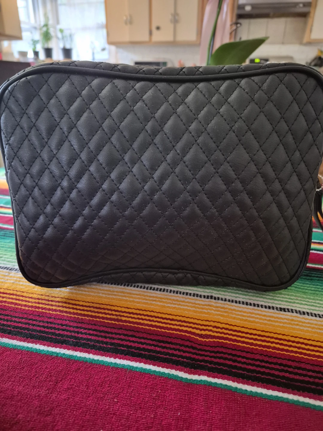 Vince Camuto Quilted Black Faux Leather Cosmetic Bag - photo 2