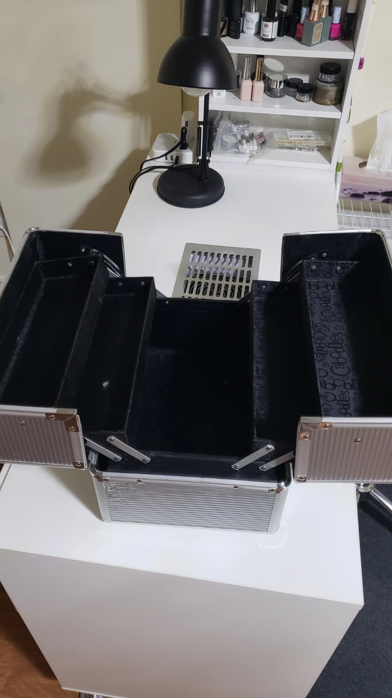 Silver Train Case for Makeup or Tools - photo 4