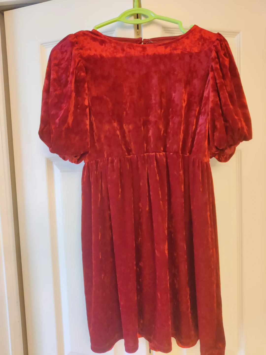 H&M Red Velvet Puff Sleeve Dress(no.1)