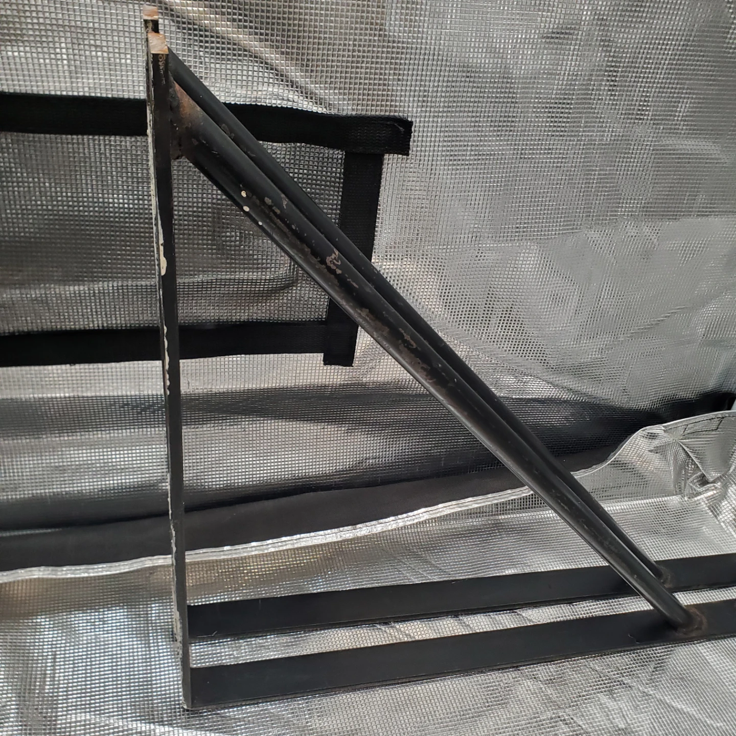 Heavy duty brackets with hooks - photo 4
