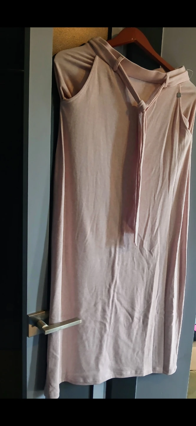 Pink Maxi Dress with Tie Neck 🌱