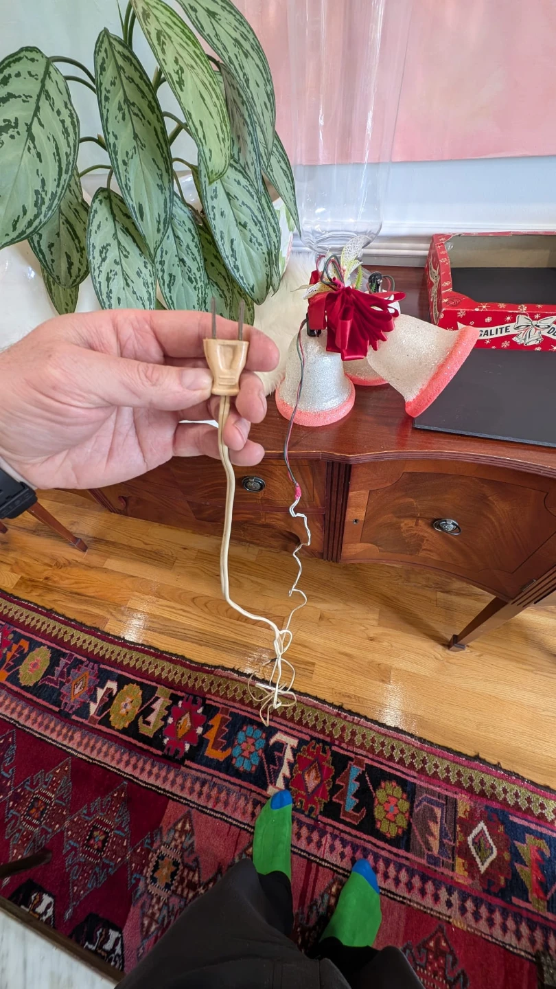 Vintage Ringalite Electrified Bells Christmas Decoration - photo 5