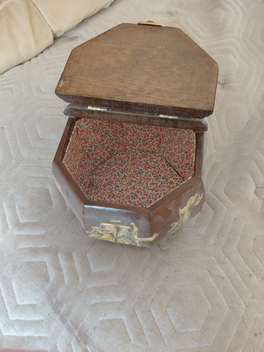 Vintage Wooden Hexagonal Trinket Box with Owl Decal - photo 2