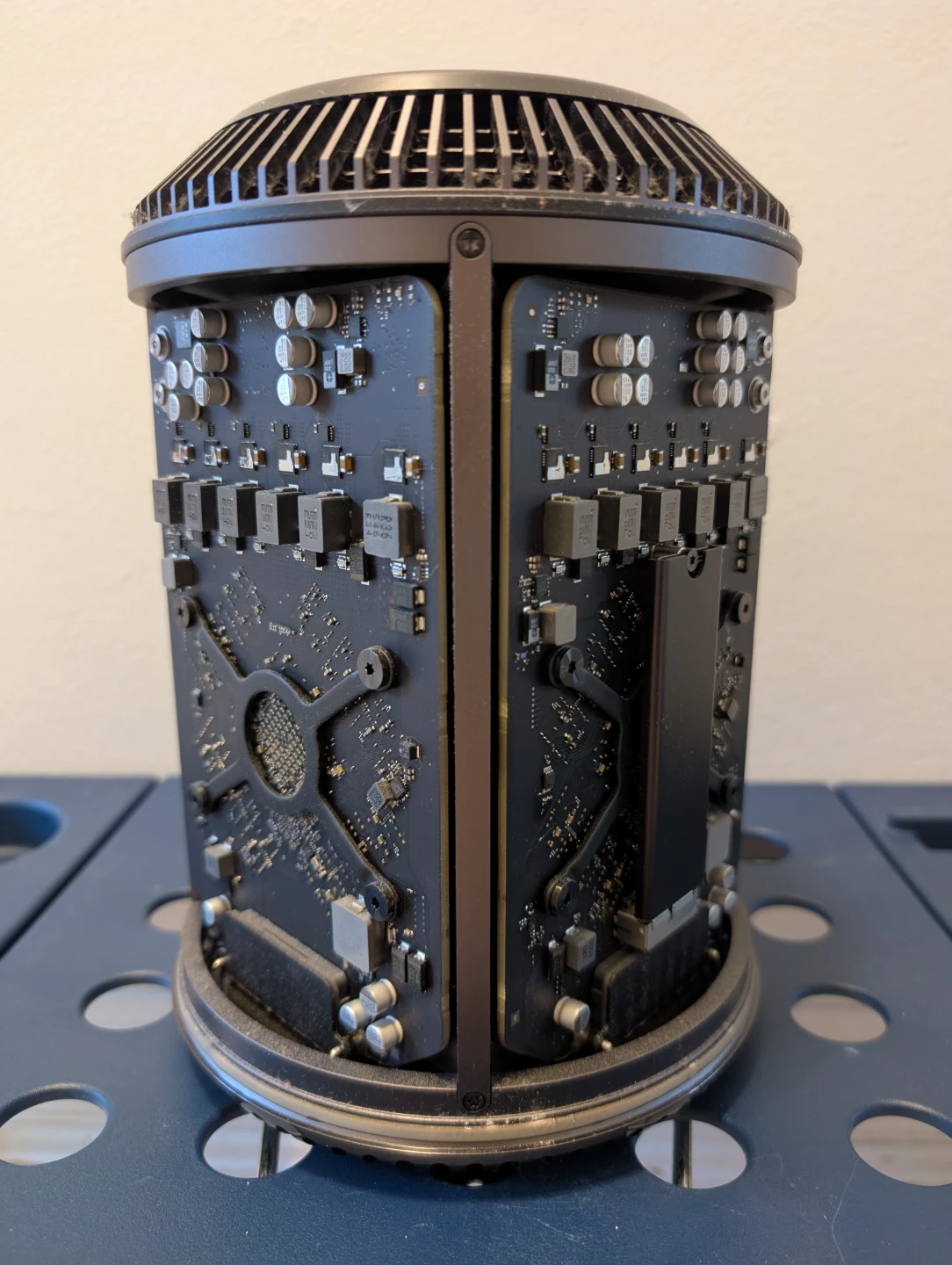 Apple Mac Pro (Late 2013) Computer - photo 4