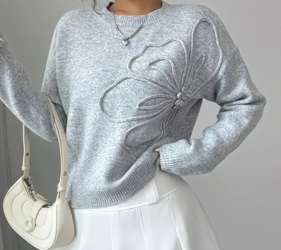 Grey Sweater with Floral Appliqué - photo 3