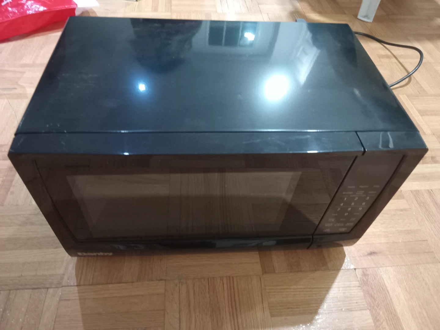 Danby 0.7 cu. ft. Microwave - Black