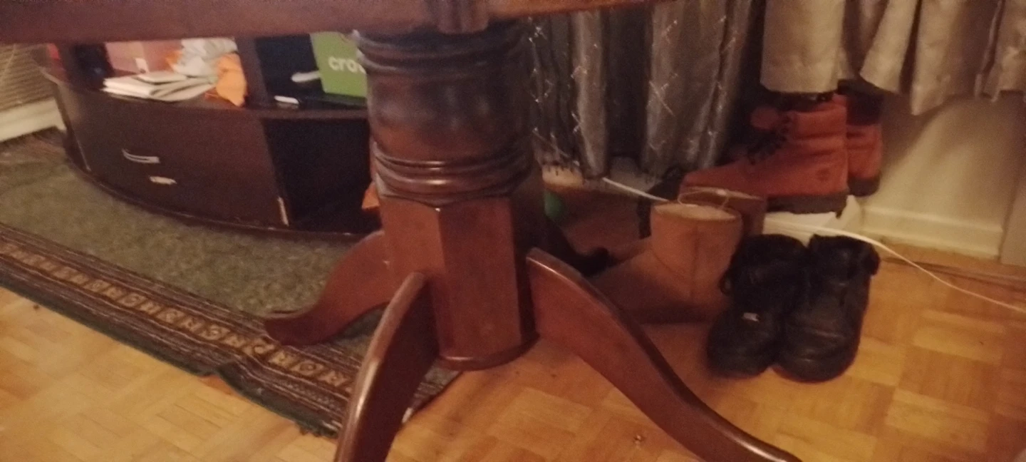 Round Wooden Dining Table - photo 2
