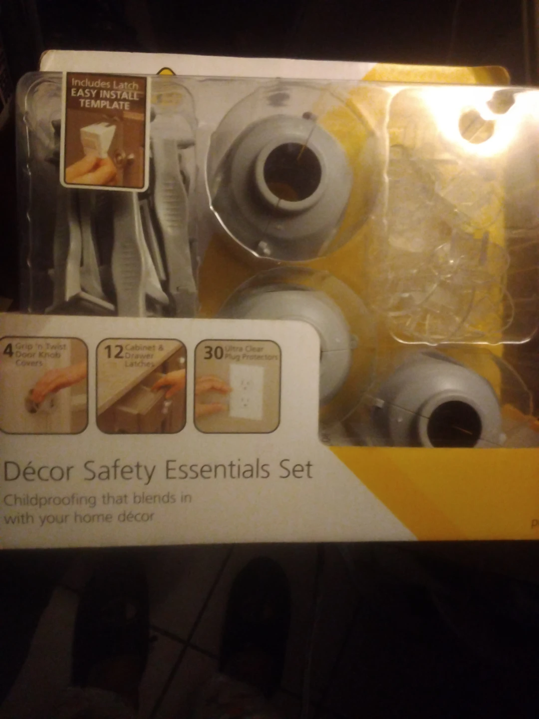 Decor Safety Essentials Set - Childproofing Kit