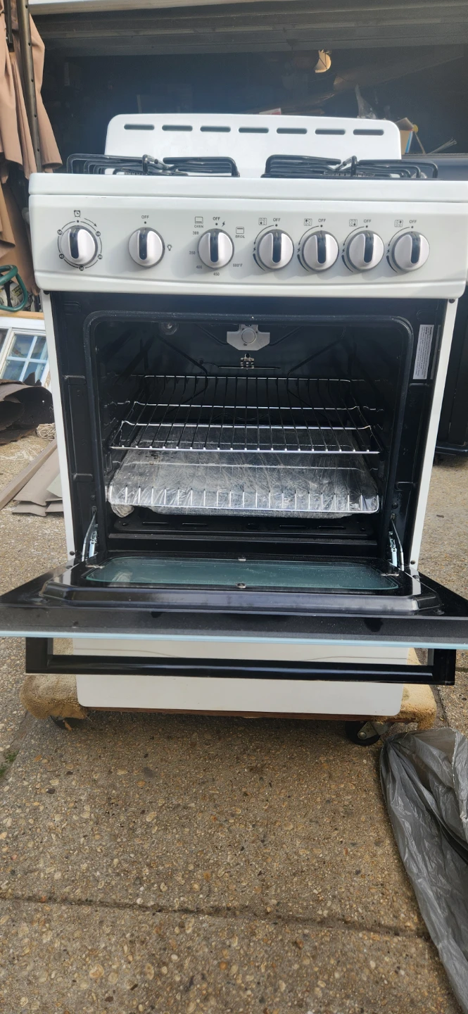 Avanti White Gas Range Stove - photo 4