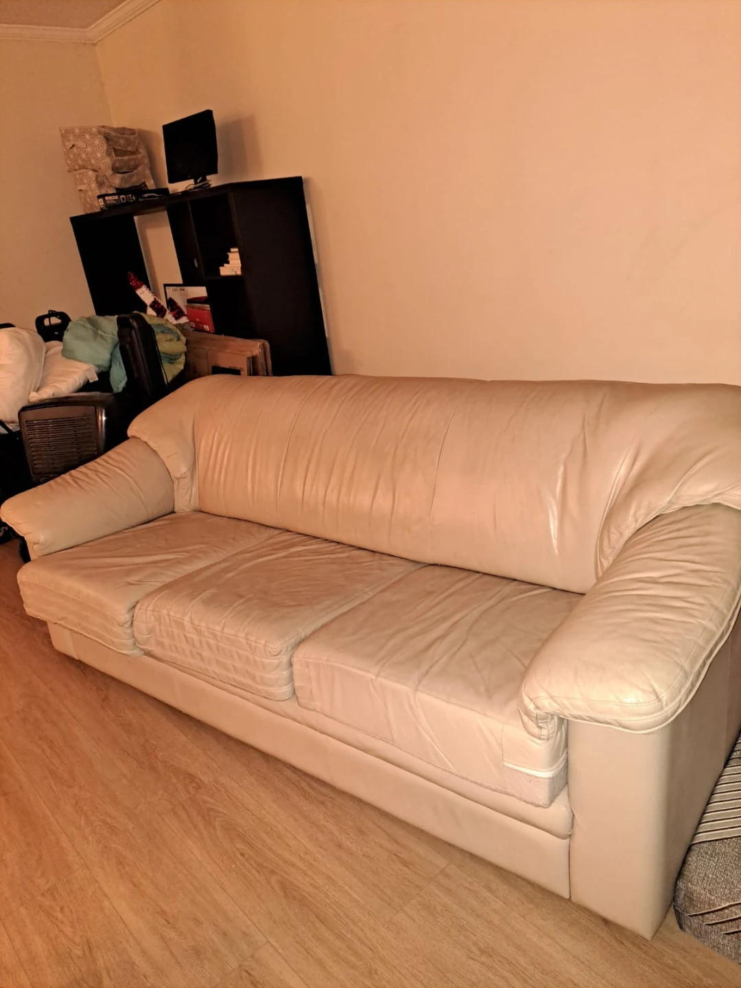 Cream Leather Sofa - photo 2
